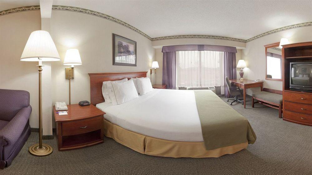 Round Hill Inn Orange المظهر الخارجي الصورة