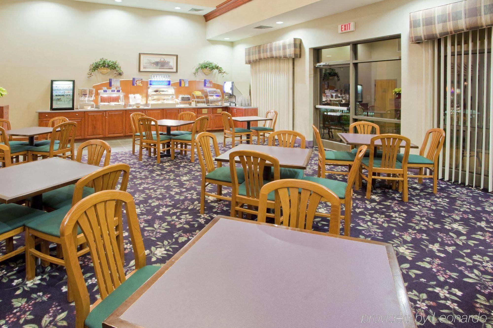 Round Hill Inn Orange المظهر الخارجي الصورة