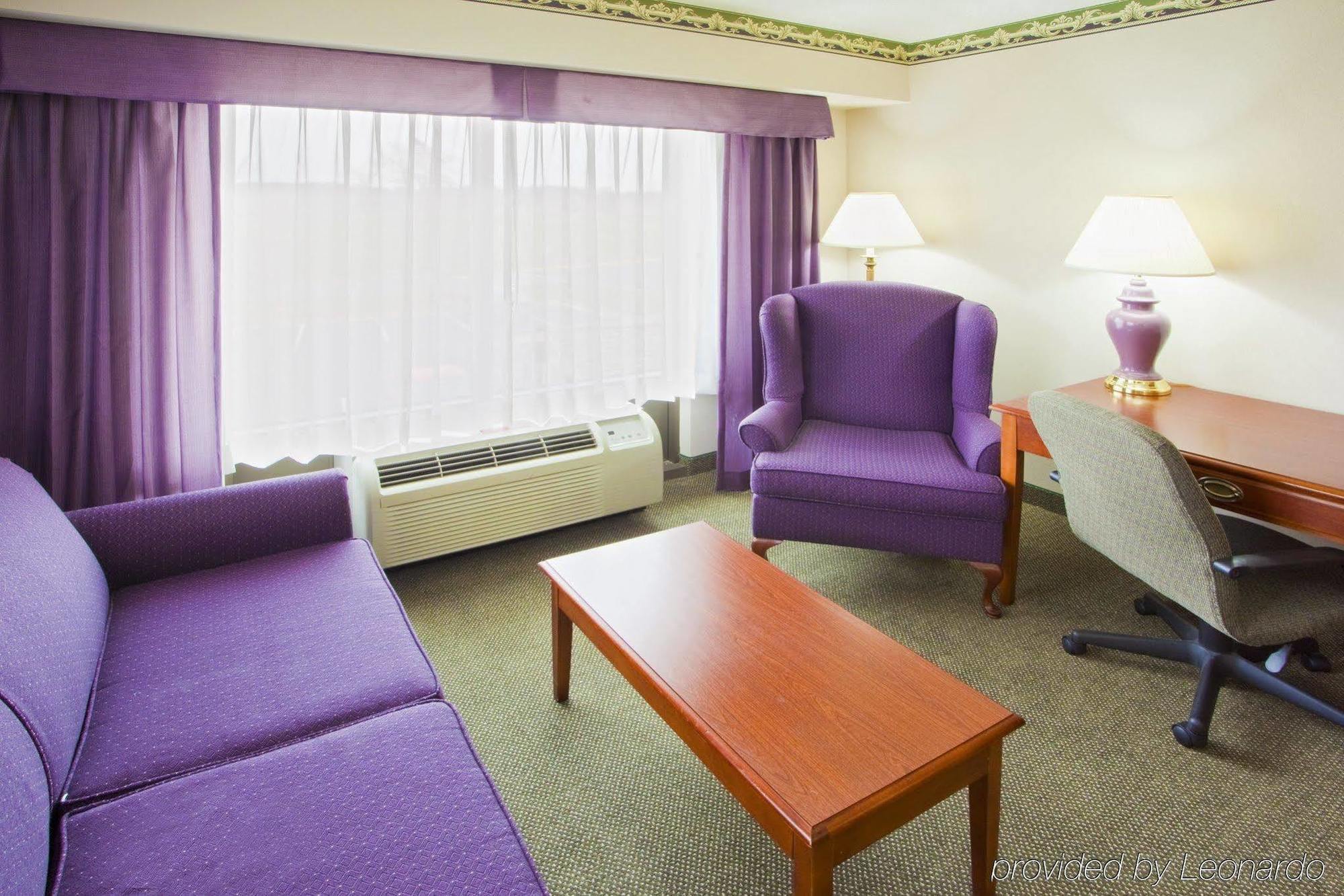 Round Hill Inn Orange المظهر الخارجي الصورة